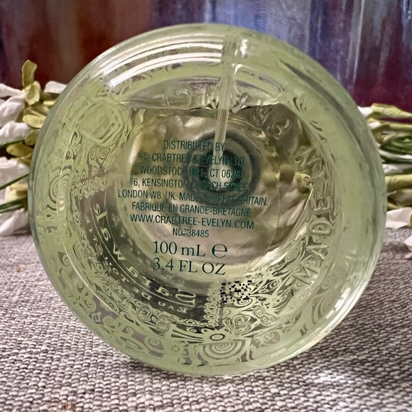 RARE FIND! Sarawak Eau De Toilette by Crabtree & Evelyn RARE Retired Fragrance - Picture 4 of 4